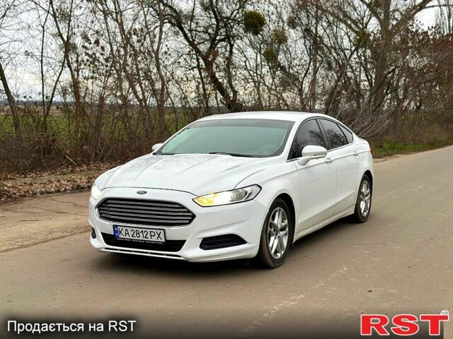 Білий Форд Фьюжен, об'ємом двигуна 2.5 л та пробігом 160 тис. км за 8700 $, фото 1 на Automoto.ua