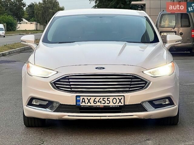 Белый Форд Фьюжн, объемом двигателя 2 л и пробегом 221 тыс. км за 13500 $, фото 1 на Automoto.ua