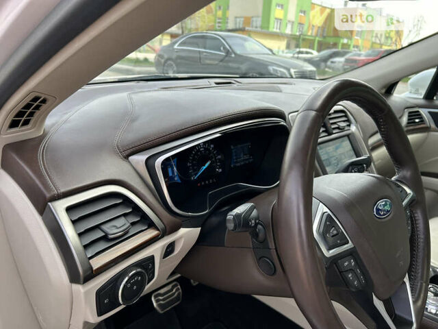 Белый Форд Фьюжн, объемом двигателя 2 л и пробегом 94 тыс. км за 17900 $, фото 1 на Automoto.ua