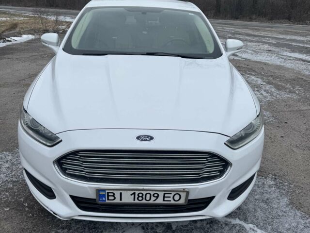 Білий Форд Фьюжен, об'ємом двигуна 2.49 л та пробігом 198 тис. км за 11500 $, фото 1 на Automoto.ua