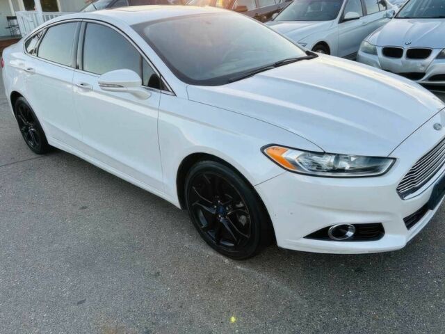 Білий Форд Фьюжен, об'ємом двигуна 2 л та пробігом 78 тис. км за 8800 $, фото 1 на Automoto.ua