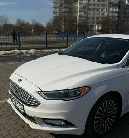 Білий Форд Фьюжен, об'ємом двигуна 2 л та пробігом 206 тис. км за 10800 $, фото 1 на Automoto.ua