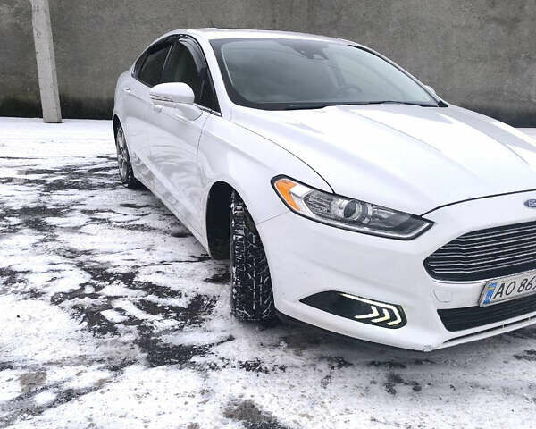 Білий Форд Фьюжен, об'ємом двигуна 2 л та пробігом 109 тис. км за 8950 $, фото 1 на Automoto.ua