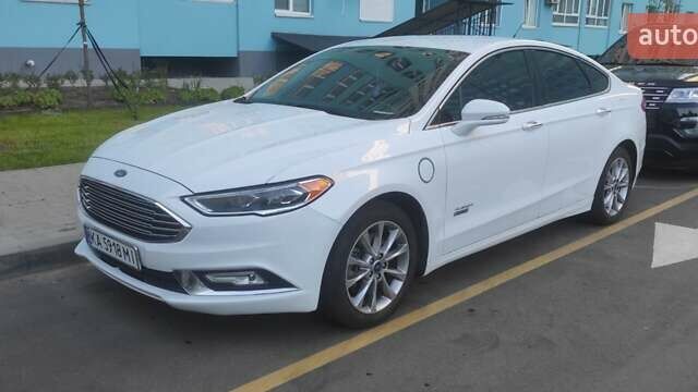 Белый Форд Фьюжн, объемом двигателя 2 л и пробегом 165 тыс. км за 14999 $, фото 1 на Automoto.ua