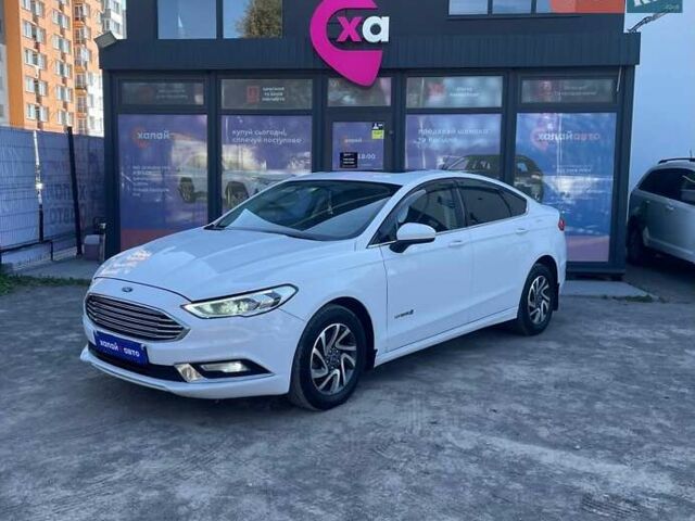 Форд Фьюжн 2017 в Виннице на Automoto.ua Белый Форд Фьюжн, объемом двигателя 2 л и пробегом 143 тыс. км за 16200 $, фото 1 на Automoto.ua