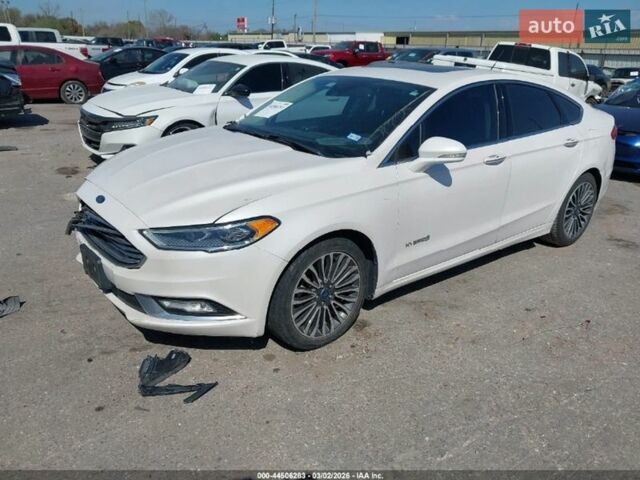 Белый Форд Фьюжн, объемом двигателя 2 л и пробегом 113 тыс. км за 2300 $, фото 1 на Automoto.ua