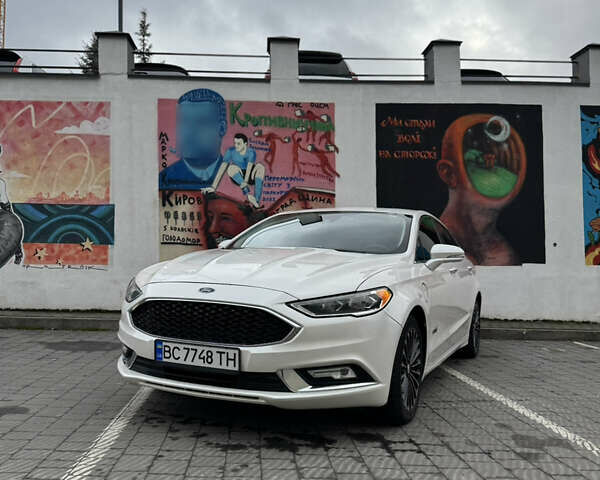 Білий Форд Фьюжен, об'ємом двигуна 2 л та пробігом 187 тис. км за 15000 $, фото 1 на Automoto.ua