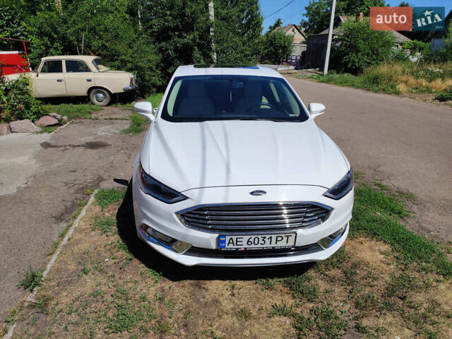 Белый Форд Фьюжн, объемом двигателя 2 л и пробегом 75 тыс. км за 18000 $, фото 1 на Automoto.ua
