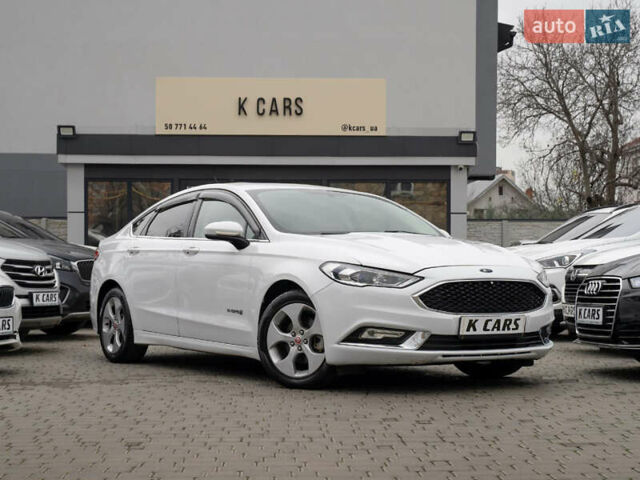 Белый Форд Фьюжн, объемом двигателя 2 л и пробегом 176 тыс. км за 13900 $, фото 1 на Automoto.ua