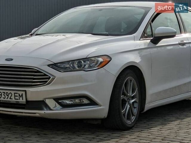 Білий Форд Фьюжен, об'ємом двигуна 2.5 л та пробігом 139 тис. км за 11100 $, фото 1 на Automoto.ua