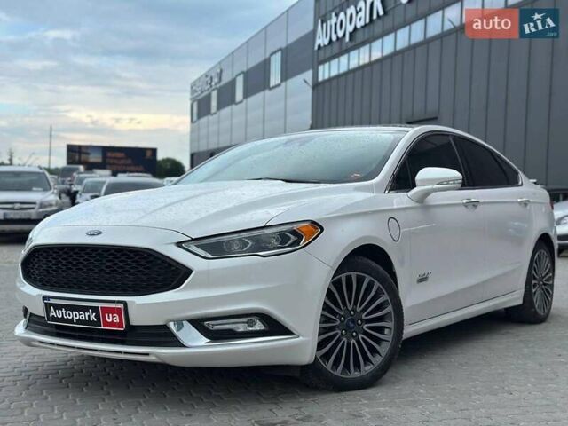 Белый Форд Фьюжн, объемом двигателя 2 л и пробегом 65 тыс. км за 17290 $, фото 1 на Automoto.ua