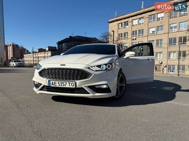 Білий Форд Фьюжен, об'ємом двигуна 2.7 л та пробігом 76 тис. км за 15000 $, фото 1 на Automoto.ua