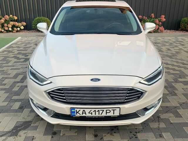 Білий Форд Фьюжен, об'ємом двигуна 2 л та пробігом 119 тис. км за 16700 $, фото 1 на Automoto.ua