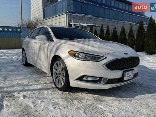 Білий Форд Фьюжен, об'ємом двигуна 2 л та пробігом 81 тис. км за 13800 $, фото 1 на Automoto.ua