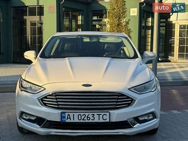 Белый Форд Фьюжн, объемом двигателя 2 л и пробегом 240 тыс. км за 12300 $, фото 1 на Automoto.ua