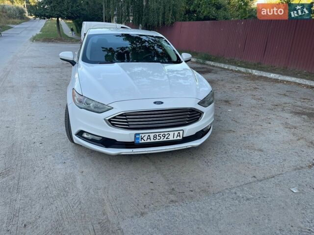 Білий Форд Фьюжен, об'ємом двигуна 2.49 л та пробігом 140 тис. км за 12900 $, фото 1 на Automoto.ua