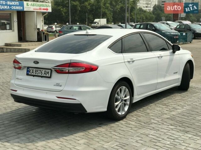 Белый Форд Фьюжн, объемом двигателя 2 л и пробегом 33 тыс. км за 22500 $, фото 1 на Automoto.ua