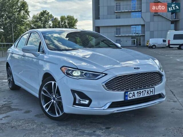 Белый Форд Фьюжн, объемом двигателя 2 л и пробегом 164 тыс. км за 13900 $, фото 1 на Automoto.ua