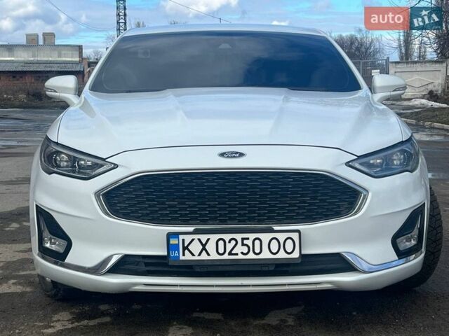 Белый Форд Фьюжн, объемом двигателя 2 л и пробегом 123 тыс. км за 19500 $, фото 1 на Automoto.ua