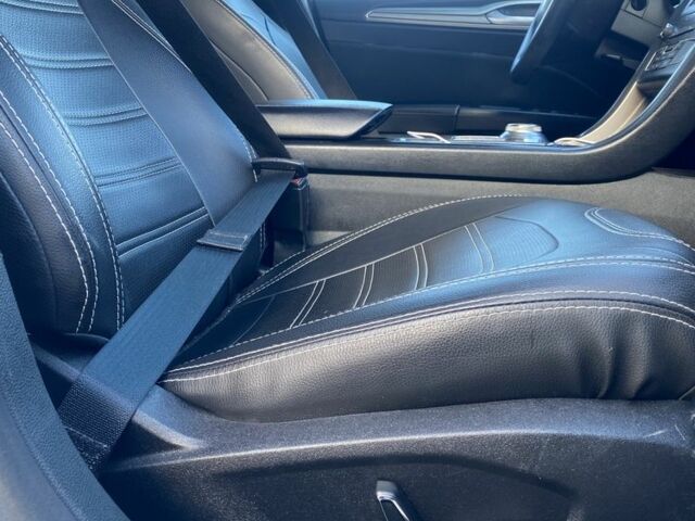 Белый Форд Фьюжн, объемом двигателя 2 л и пробегом 222 тыс. км за 12000 $, фото 1 на Automoto.ua