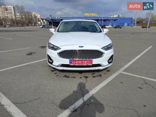 Белый Форд Фьюжн, объемом двигателя 2 л и пробегом 126 тыс. км за 19300 $, фото 1 на Automoto.ua