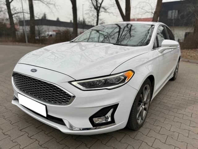 Білий Форд Фьюжен, об'ємом двигуна 2 л та пробігом 122 тис. км за 12000 $, фото 1 на Automoto.ua