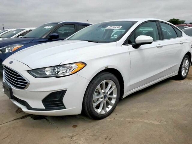 Білий Форд Фьюжен, об'ємом двигуна 2 л та пробігом 79 тис. км за 11600 $, фото 1 на Automoto.ua