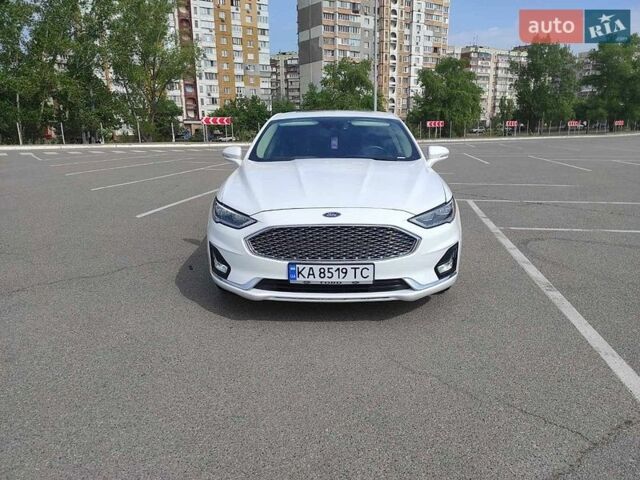 Белый Форд Фьюжн, объемом двигателя 2 л и пробегом 126 тыс. км за 18800 $, фото 1 на Automoto.ua