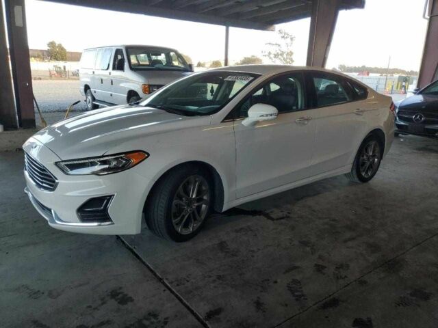 Білий Форд Фьюжен, об'ємом двигуна 1.5 л та пробігом 46 тис. км за 11000 $, фото 1 на Automoto.ua