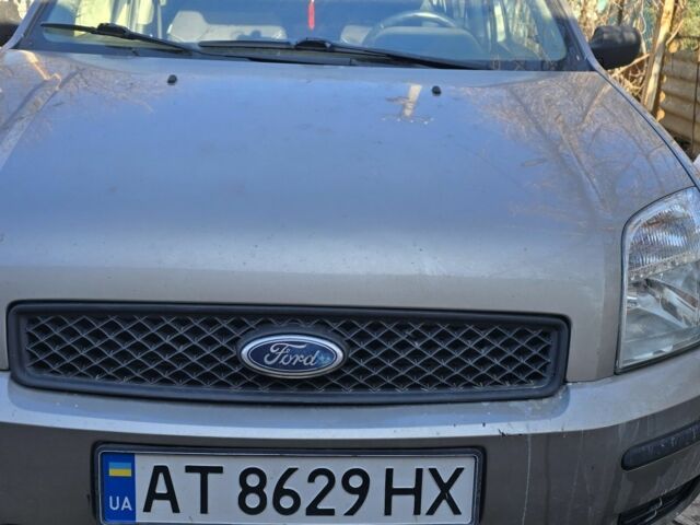 Бежевый Форд Фьюжн, объемом двигателя 1.4 л и пробегом 141 тыс. км за 3650 $, фото 1 на Automoto.ua