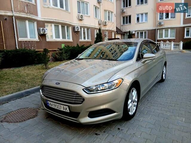 Бежевый Форд Фьюжн, объемом двигателя 2.49 л и пробегом 162 тыс. км за 9300 $, фото 1 на Automoto.ua