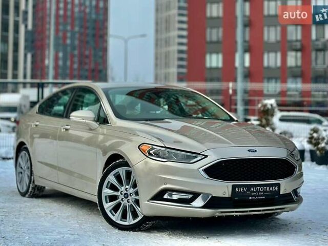 Бежевий Форд Фьюжен, об'ємом двигуна 2 л та пробігом 144 тис. км за 13700 $, фото 1 на Automoto.ua