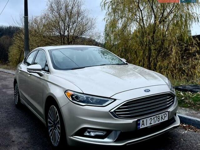 Бежевий Форд Фьюжен, об'ємом двигуна 2 л та пробігом 173 тис. км за 13900 $, фото 1 на Automoto.ua