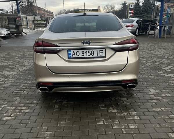 Бежевый Форд Фьюжн, объемом двигателя 2.5 л и пробегом 100 тыс. км за 10500 $, фото 1 на Automoto.ua