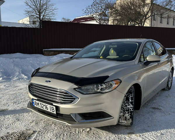 Бежевый Форд Фьюжн, объемом двигателя 2.5 л и пробегом 200 тыс. км за 9800 $, фото 1 на Automoto.ua