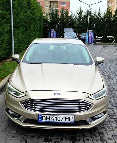 Бежевый Форд Фьюжн, объемом двигателя 2.5 л и пробегом 64 тыс. км за 11700 $, фото 1 на Automoto.ua