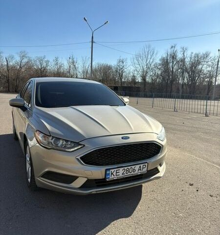 Бежевий Форд Фьюжен, об'ємом двигуна 2.49 л та пробігом 136 тис. км за 12499 $, фото 1 на Automoto.ua