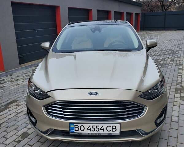 Бежевый Форд Фьюжн, объемом двигателя 1.5 л и пробегом 68 тыс. км за 14500 $, фото 1 на Automoto.ua