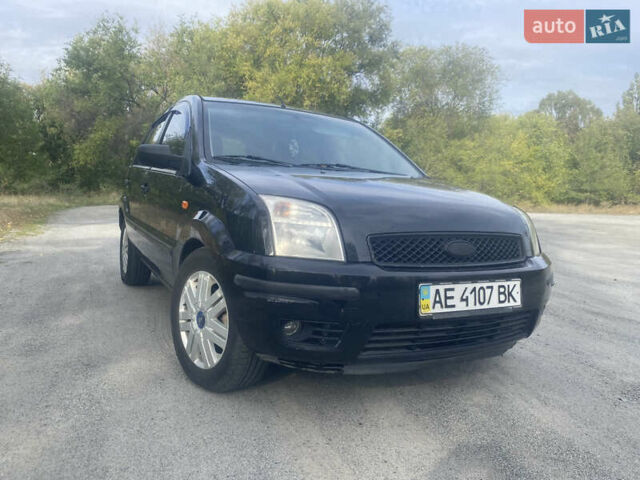 Чорний Форд Фьюжен, об'ємом двигуна 1.6 л та пробігом 290 тис. км за 4100 $, фото 1 на Automoto.ua
