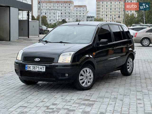 Чорний Форд Фьюжен, об'ємом двигуна 1.4 л та пробігом 175 тис. км за 3600 $, фото 1 на Automoto.ua