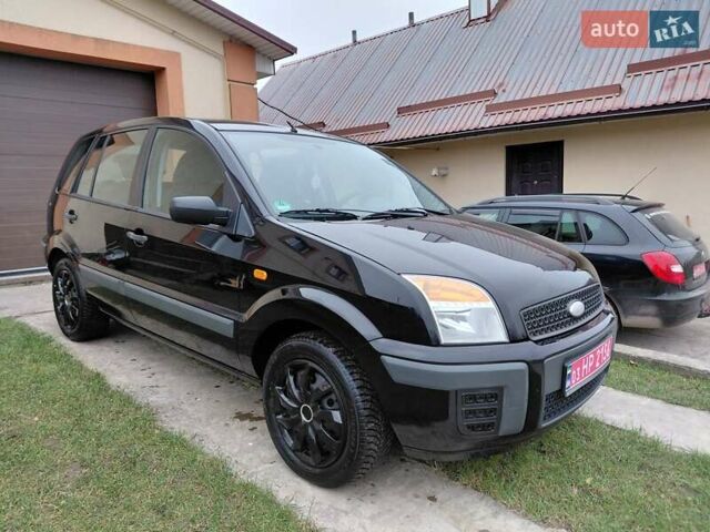 Черный Форд Фьюжн, объемом двигателя 1.4 л и пробегом 180 тыс. км за 4550 $, фото 1 на Automoto.ua