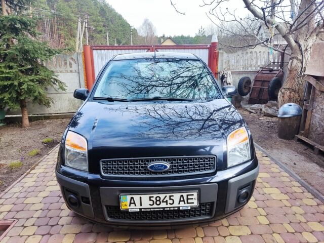 Чорний Форд Фьюжен, об'ємом двигуна 1.4 л та пробігом 131 тис. км за 4500 $, фото 1 на Automoto.ua