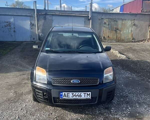 Черный Форд Фьюжн, объемом двигателя 1.4 л и пробегом 250 тыс. км за 4500 $, фото 1 на Automoto.ua