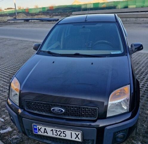 Черный Форд Фьюжн, объемом двигателя 1.39 л и пробегом 198 тыс. км за 5500 $, фото 1 на Automoto.ua