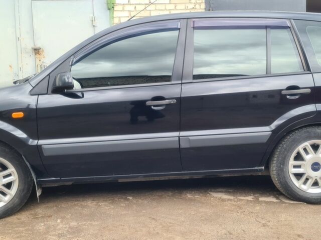 Чорний Форд Фьюжен, об'ємом двигуна 1.4 л та пробігом 180 тис. км за 5200 $, фото 1 на Automoto.ua