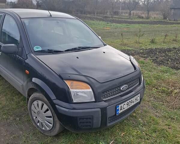 Чорний Форд Фьюжен, об'ємом двигуна 1.39 л та пробігом 215 тис. км за 4100 $, фото 1 на Automoto.ua