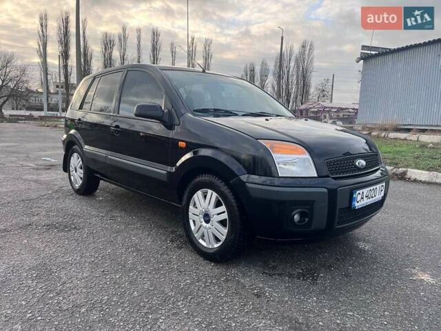 Черный Форд Фьюжн, объемом двигателя 1.6 л и пробегом 215 тыс. км за 4499 $, фото 1 на Automoto.ua