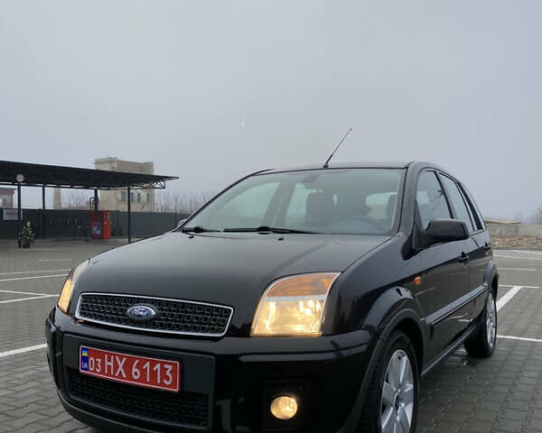 Черный Форд Фьюжн, объемом двигателя 1.6 л и пробегом 193 тыс. км за 6900 $, фото 1 на Automoto.ua