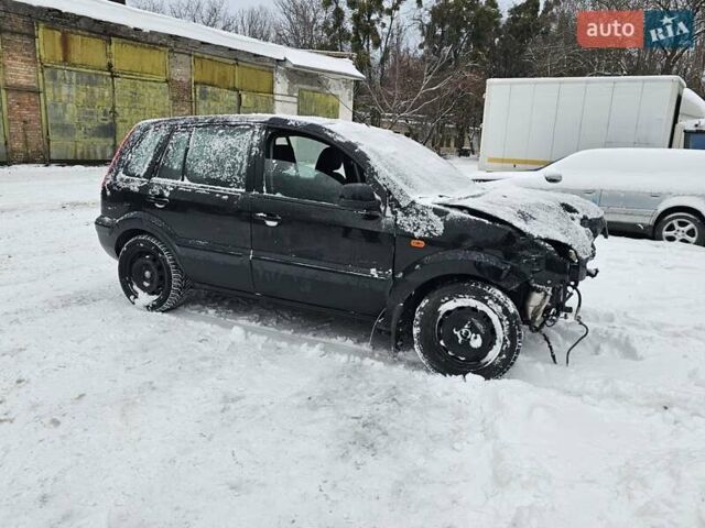 Черный Форд Фьюжн, объемом двигателя 1.39 л и пробегом 160 тыс. км за 1800 $, фото 1 на Automoto.ua