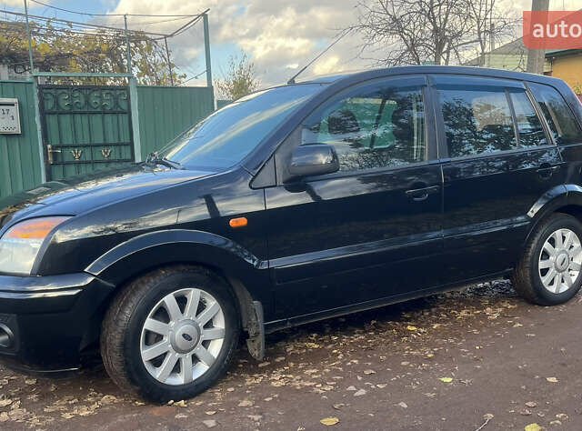 Чорний Форд Фьюжен, об'ємом двигуна 0 л та пробігом 143 тис. км за 5600 $, фото 1 на Automoto.ua